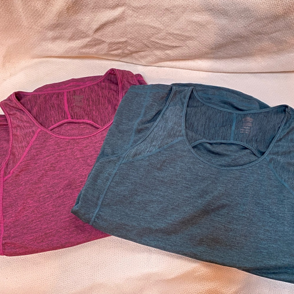 Active tank tops with open back. Ruched sides for maternity wear comfort.